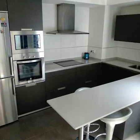 Piso Muy Proximo A La Playa Samil, Garaje Y Wifi Apartman Vigo