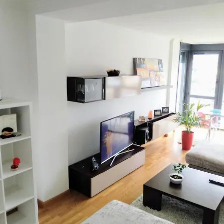 Apartman Piso Muy Proximo A La Playa Samil, Garaje Y Wifi